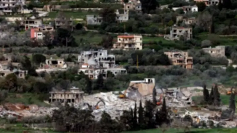 الاحتلال يفجر أحياء كاملة في بنت جبيل وجنوده يسرقون ممتلكات المدنيين