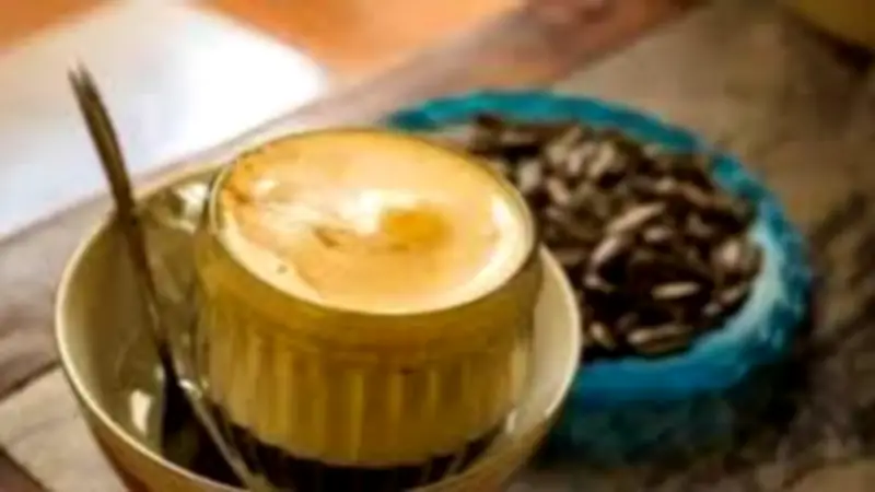 قهوة البيض: تريند غريب يثير الجدل على السوشيال ميديا