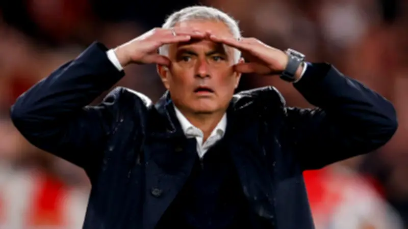 أسطورة ريال مدريد: هناك مدربون أفضل من مورينيو لتدريب الفريق