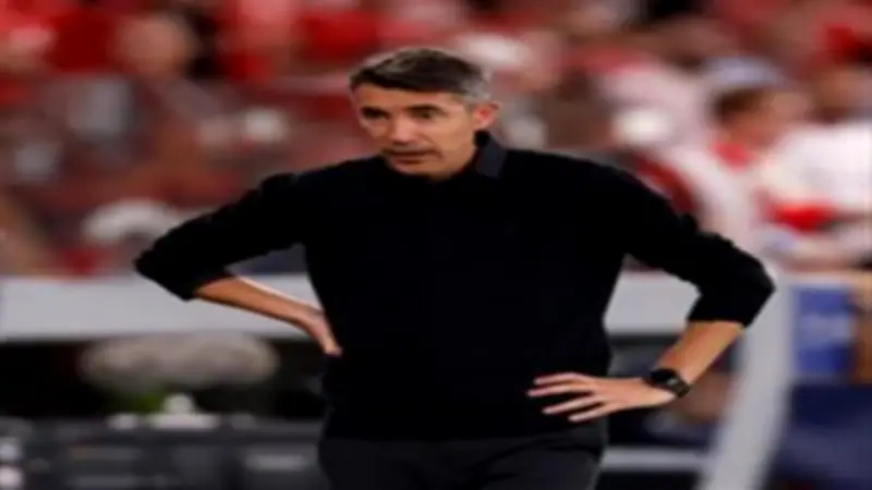 عاجل.. الأهلي يتواصل مع مدرب بنفيكا واسم من برشلونة يدخل السباق