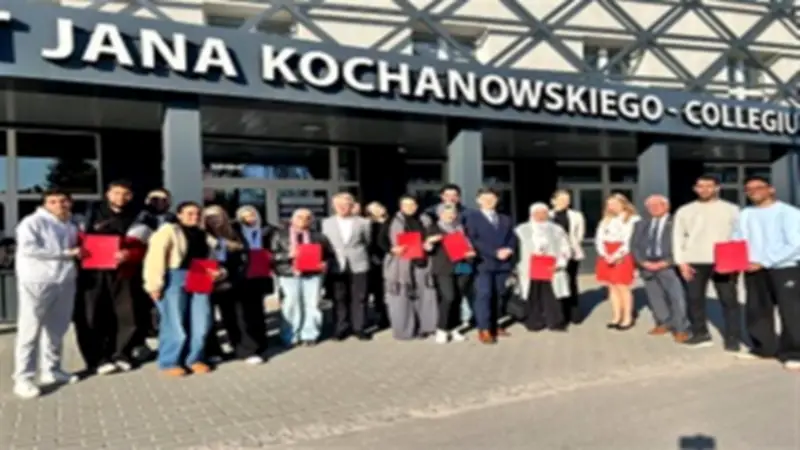 «علاج طبيعي القاهرة» تشارك في برنامج دولي مكثف ببولندا