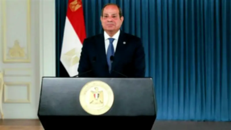 السيسي: الحلول السياسية والمفاوضات السبيل الأمثل لتجنيب المنطقة مزيدًا من الكوارث