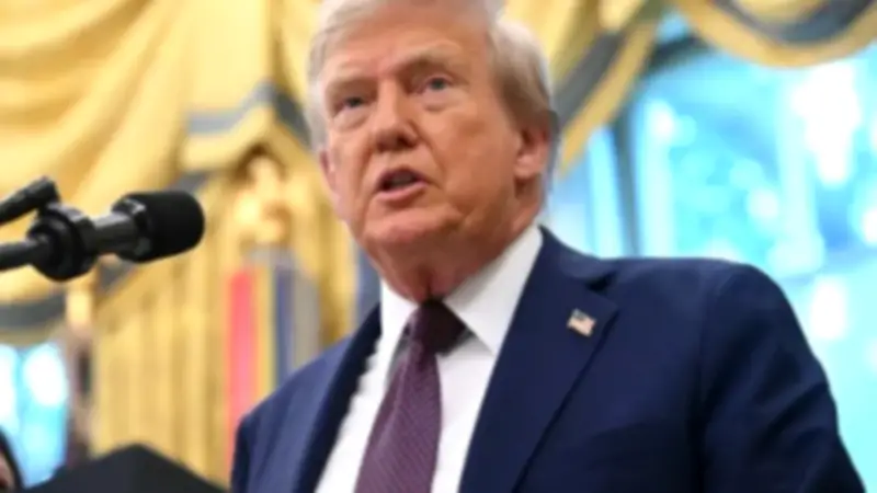 قرار المحكمة العليا بشأن الرسوم الجمركية يثير غضب ترامب ويشعل جدلاً سياسياً