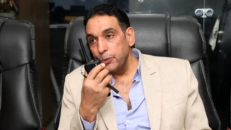 سكرتير عام بني سويف يتابع تطبيق مواعيد غلق المحال من مركز السيطرة