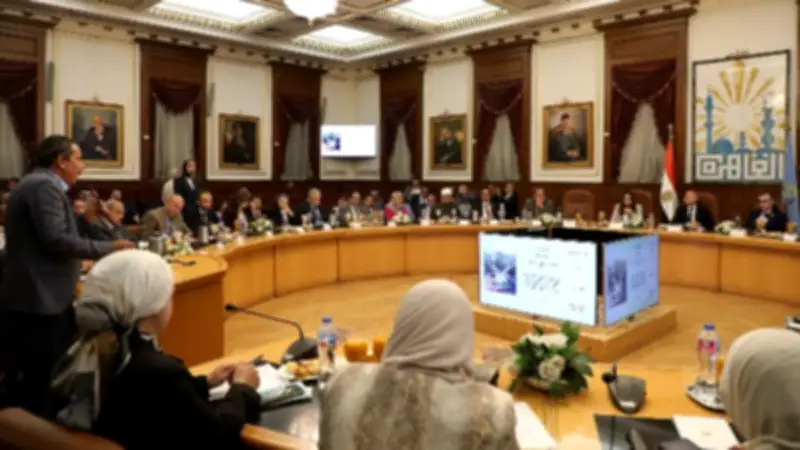 رئيس جامعة العاصمة يدعم التحول نحو الاقتصاد الأخضر في مؤتمر المشروعات الخضراء