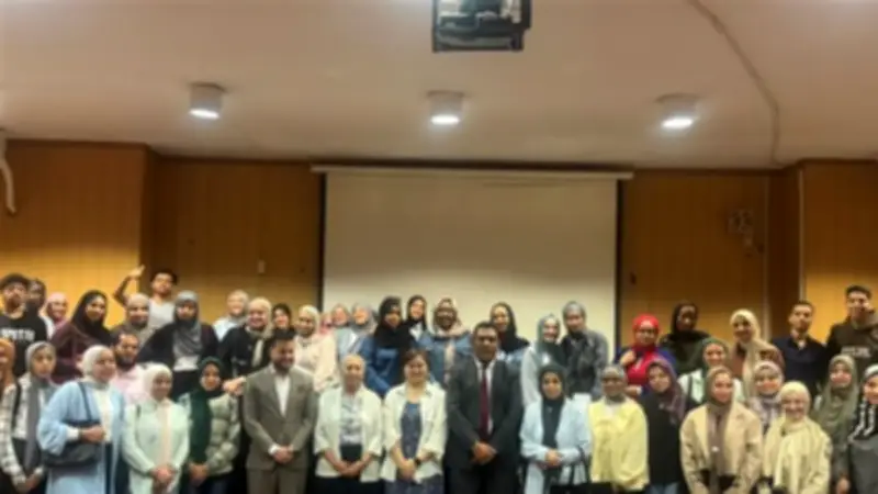 قسم اللغة الصينية بألسن عين شمس يستعرض فرص العمل في مؤتمر علمي