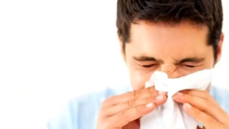 أعراض الجيوب الأنفية: كيف تفرقين بينها وبين نزلات البرد؟