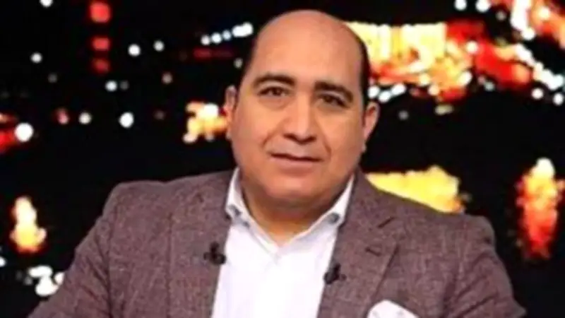 مهيب عبد الهادي يبشر جماهير الزمالك بتجديد عقد معتمد جمال