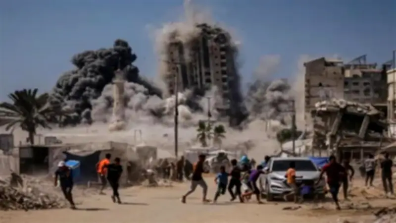 حماس تعيد التموضع في غزة وسط انشغال العالم بإيران ونقاشات حول نزع سلاحها