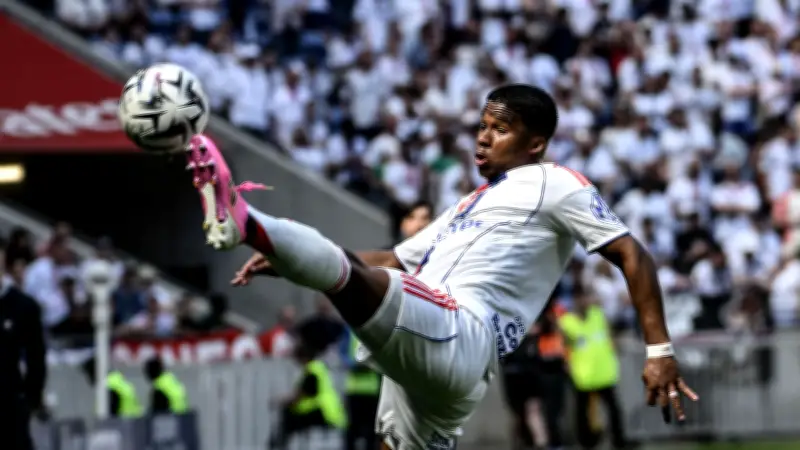 بقيادة إندريك.. ليون يقترب من ضمان التأهل للتشامبيونزليج