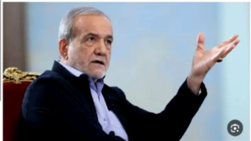 الرئيس الإيراني: العدو سعى لإدخال مجموعات لإشعال الفتنة وزعزعة الاستقرار