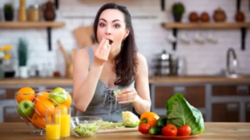 أطعمة تحسن رائحة الجسم بشكل طبيعي: سر الجاذبية يبدأ من الداخل