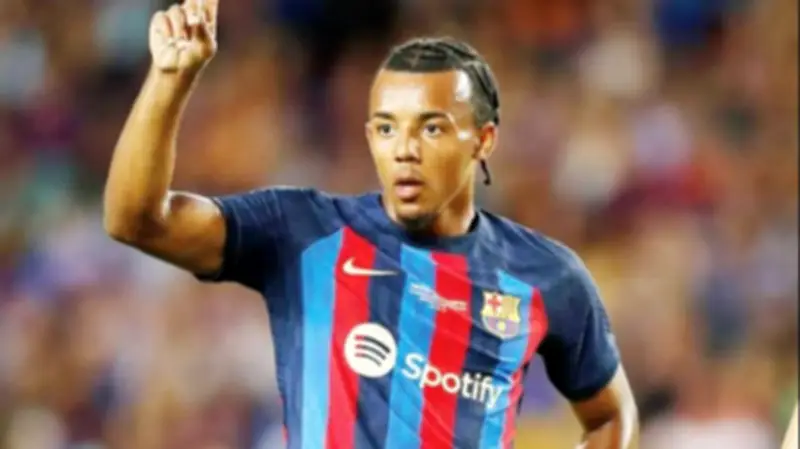 ضربة لبرشلونة قبل مواجهة أوساسونا.. إيقاف كوندي وقلق من الغيابات