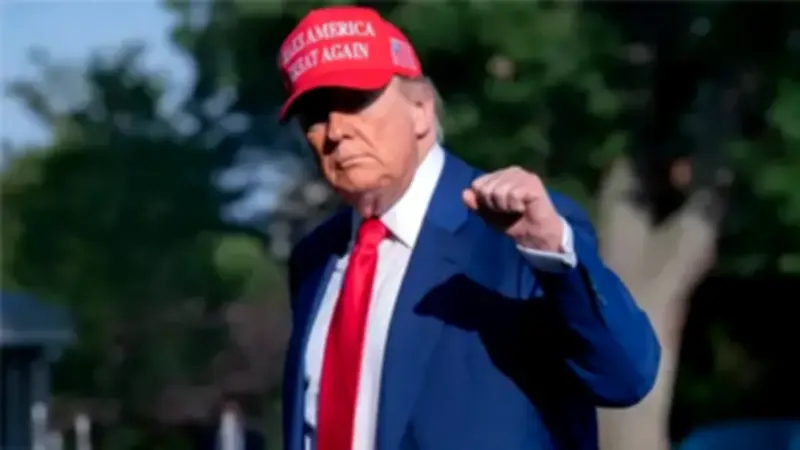 إجلاء ترامب من عشاء مراسلي البيت الأبيض بسبب حادث أمني مجهول