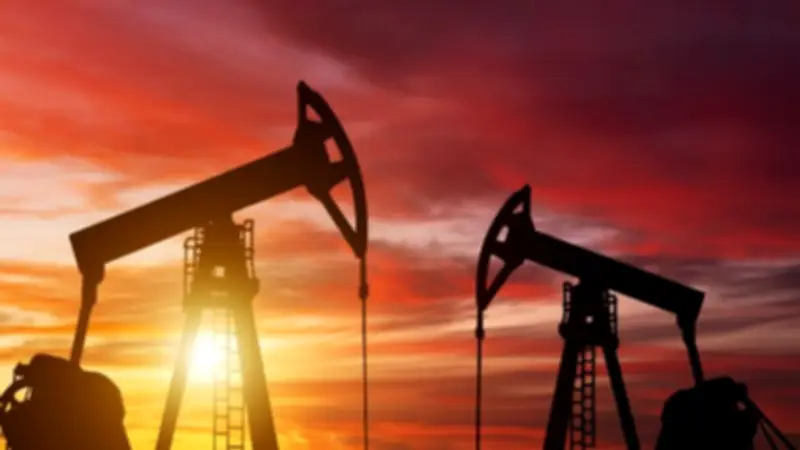 إبراهيم عثمان: استهداف نفط الخليج ورقة إيران الأخطر وخسائر المنطقة الأكبر