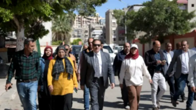 محافظ بورسعيد يوجه بالبدء في تطوير حي الكويت والسلام تمليك