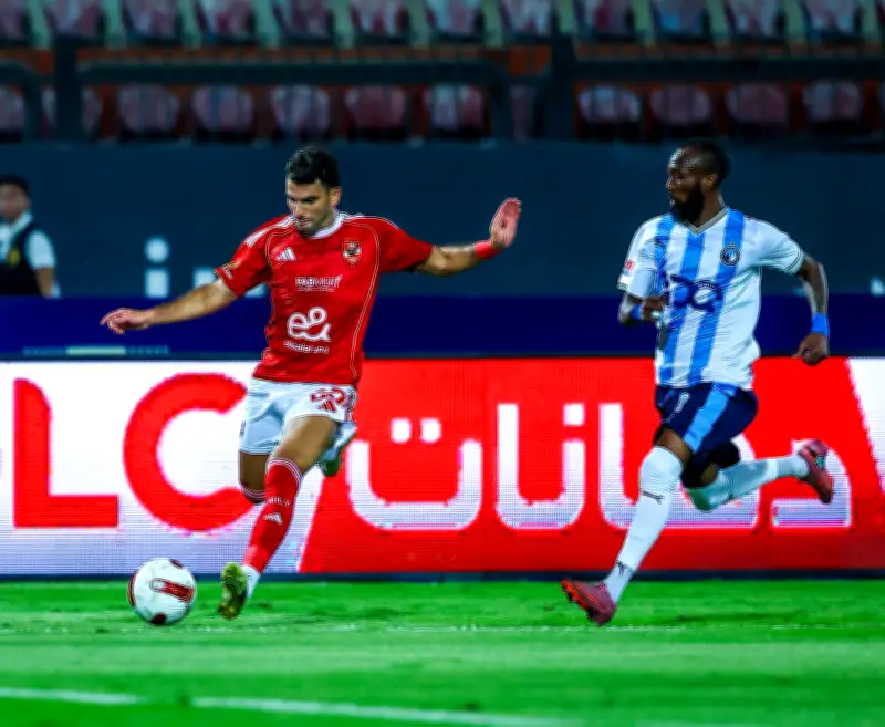 طاقم تحكيم أوروبي لمباراة الأهلي وبيراميدز في قمة الدوري المصري