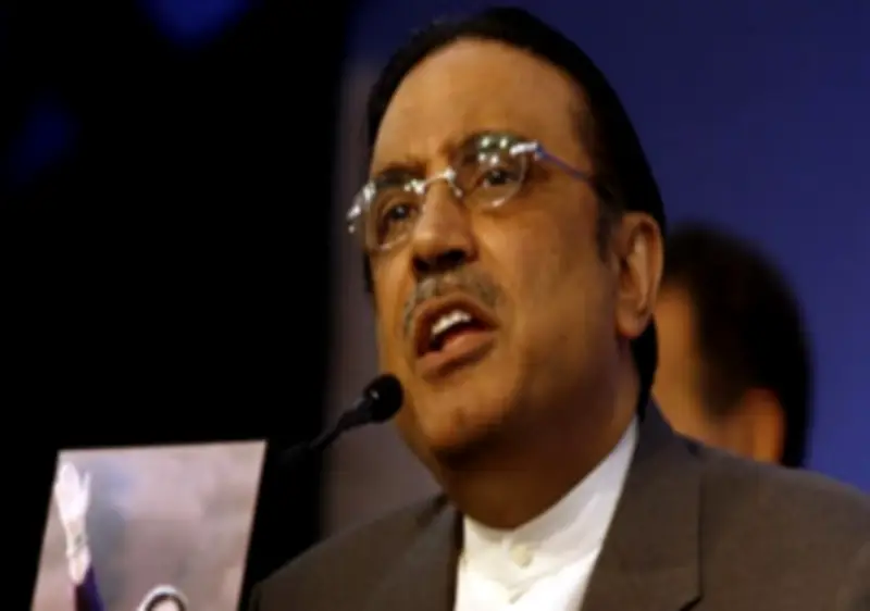 الرئيس الباكستاني يبدأ زيارة رسمية للصين لتعزيز العلاقات الثنائية