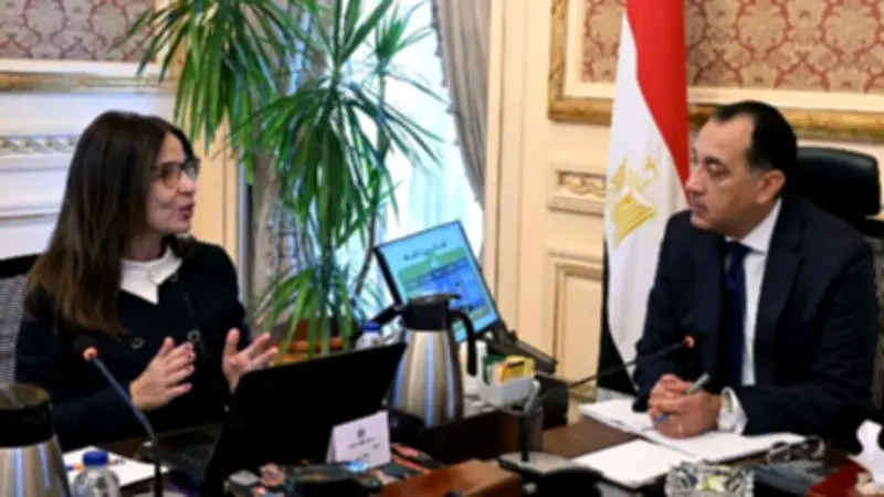 مدبولي يلتقي وزيرة الثقافة لاستعراض الأهداف الاستراتيجية ونشاط الوزارة