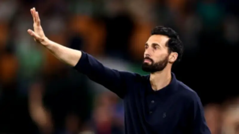 تصاعد أزمة سيبايوس في ريال مدريد وأربيلوا يرد باستبعاده