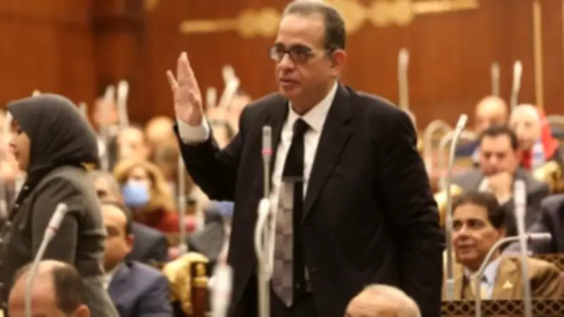 طارق عبد العزيز يهاجم إخفاقات وزارة الشباب ويقارن بين ميداليات الأولمبياد