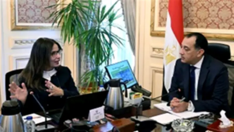 مدبولي: الدولة تولي اهتمامًا خاصًا بترسيخ قيم العدالة الثقافية بالتنسيق مع حياة كريمة