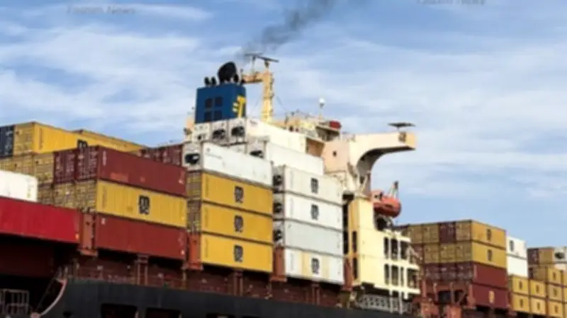 الحرس الثوري يحتجز سفينتي حاويات إسرائيليتين قرب مضيق هرمز