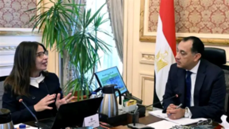 مدبولي يبحث الأهداف الاستراتيجية للثقافة: تعزيز القوة الناعمة ودعم الصناعات الإبداعية