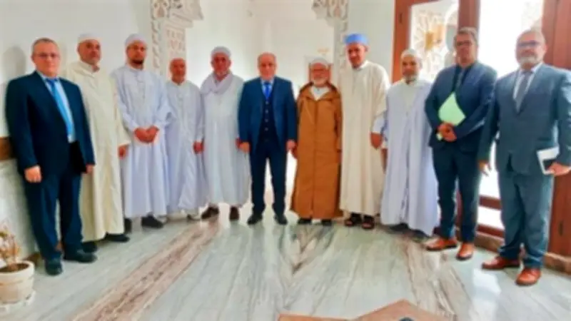 وزير الأوقاف الجزائري يستقبل أئمة دورة "إعداد الداعية المعاصر" بالأزهر