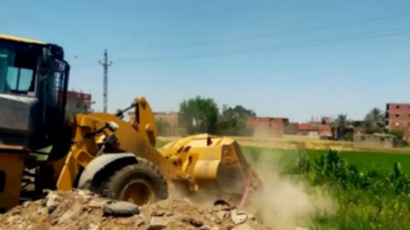 الشرقية تشن حملات إزالة فورية للتعديات المخالفة في المهد