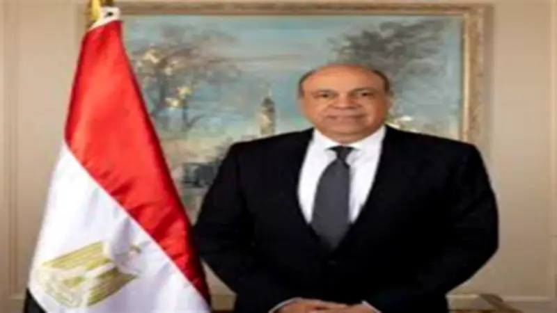 وزير الطيران يعلن عدم رفع أسعار تذاكر حجاج القرعة رغم الأزمة