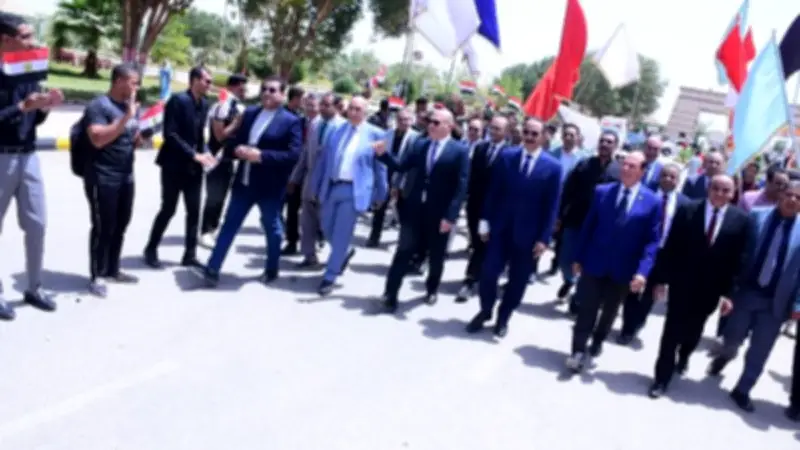مسيرة وطنية حاشدة بجامعة سوهاج احتفالاً بذكرى تحرير سيناء