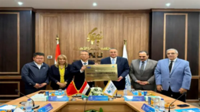 جامعة بنها الأهلية تستقبل وفد جامعة نانجينغ الطبية الصينية لإنشاء برنامج الطب الصيني التقليدي