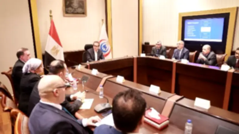 وزير الصحة يتابع تنفيذ مستشفى النيل للأطفال بمدينة النيل الطبية