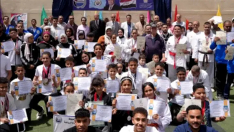 محافظ أسيوط يكرم أبطال الرياضة بعد إنجازات عربية ودولية مشرفة