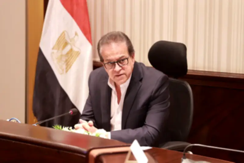وزير الصحة يشدد على الالتزام بالجداول الزمنية لمستشفى النيل للأطفال