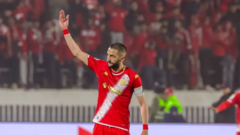 كارتيرون يفسر سبب جلوس زياش على دكة بدلاء الوداد أمام الكوكب