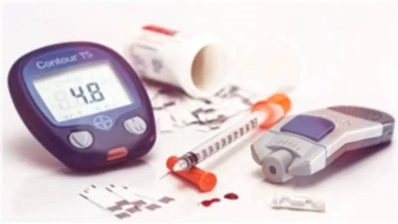 استشاري تغذية يحذر من أطعمة ترفع السكر بالدم وتسبب مضاعفات خطيرة