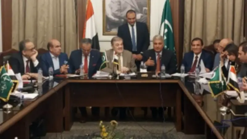 بيت الخبرة الوفدى والهيئتان البرلمانيتان يقدمان روشتة لعلاج أزمات القضايا الأسرية