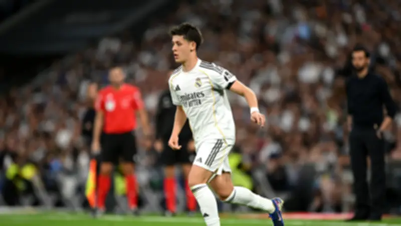 قرار جريء.. جولر يرفض نصيحة الأسطورة ويتمسك بحلم ريال مدريد