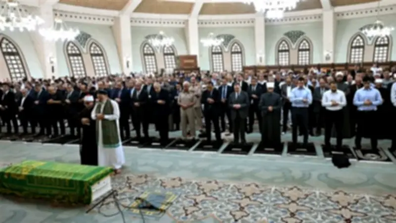 تفسير رؤية صلاة الجنازة في المنام وعلاقتها بالابتعاد عن المعاصي والذنوب