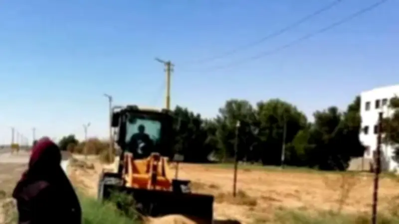 حملات مكبرة لدعم الكهرباء والتشجير في قرى جناح والعبور بالخارجة