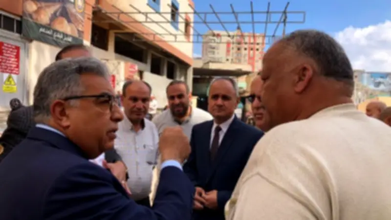 محافظ الدقهلية يتفقد مخبز الخبز المدعم ويؤكد على الالتزام بالوزن والجودة