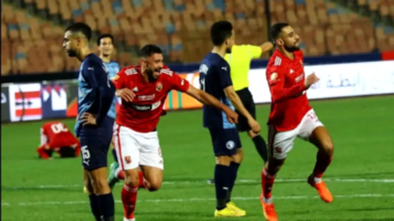 معركة التفاصيل الصغيرة: كيف تحسم الجزئيات قمة الأهلي وبيراميدز في سباق اللقب؟