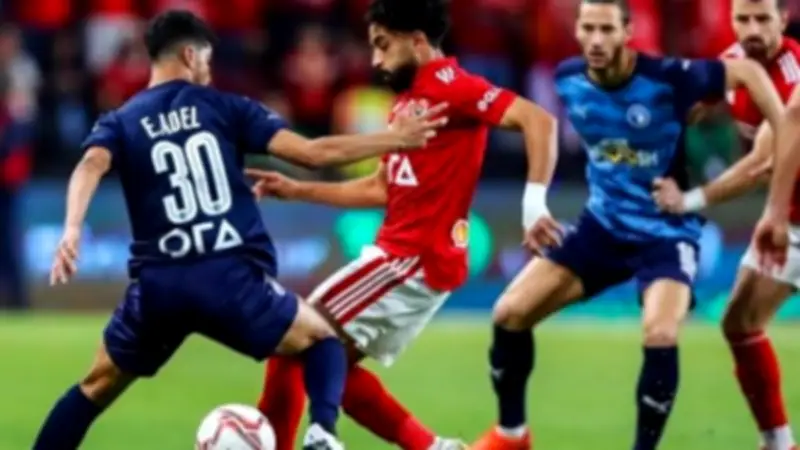 قمة نارية بين الأهلي وبيراميدز في الدوري المصري.. التشكيل المتوقع للفريقين