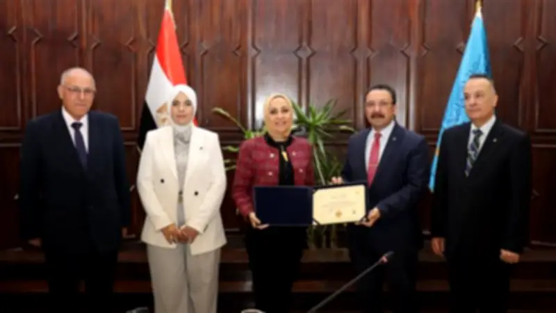 جامعة الإسكندرية تستعد لامتحانات الفصل الثاني وتعلن التقويم الجامعي