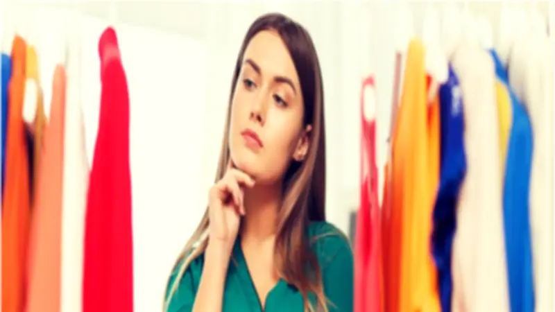 تجنب ألوان الغدر في الصيف.. ملابس تزيد الحرارة وأخرى تنقذك من الحر