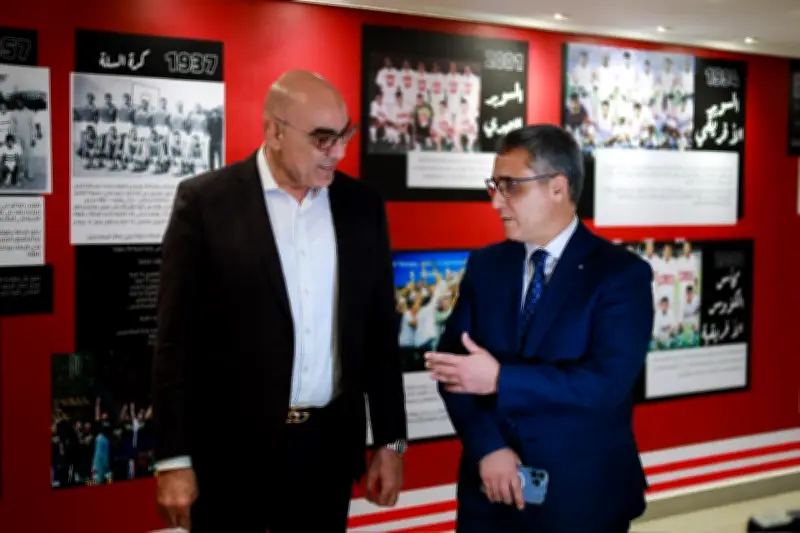 هشام نصر يصطحب سفير الجزائر في جولة داخل متحف الزمالك