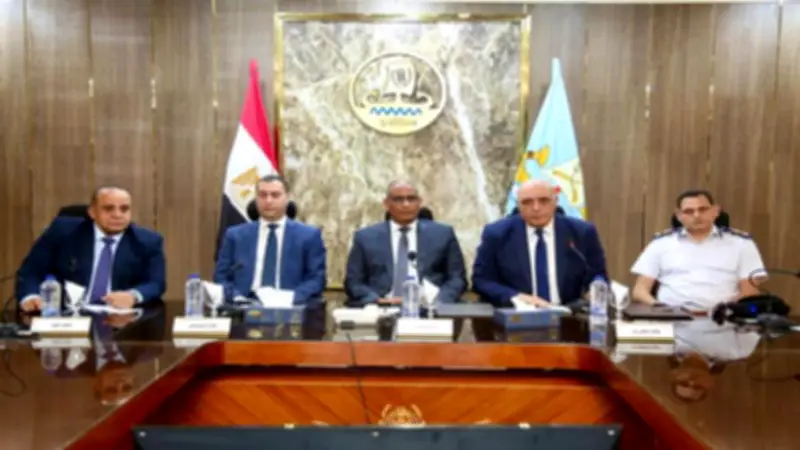 محافظ كفرالشيخ يناقش استعدادات إطلاق مبادرة «جميلة يا بلدي» مايو المقبل