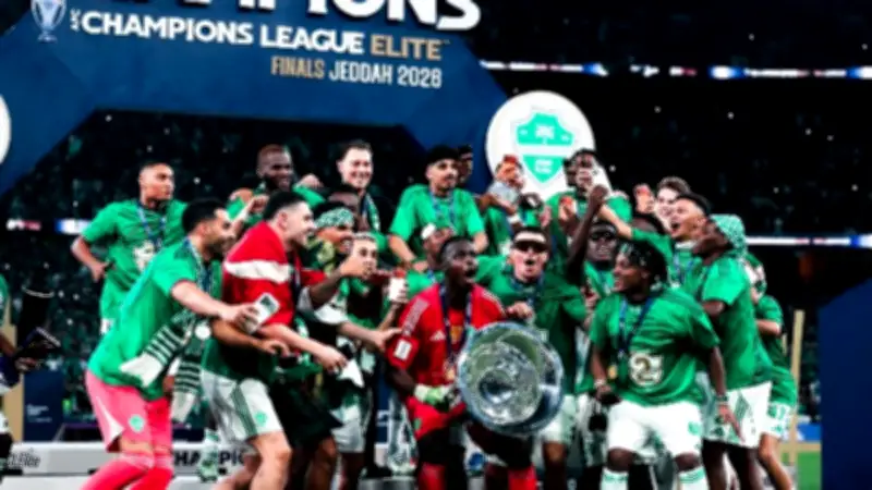 الأهلي السعودي يتلقى غرامات آسيوية تطال نجومه بعد التتويج القاري